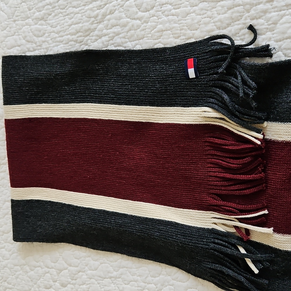 🧣HP🧣Vintage Tommy Hilfiger Men's Raschelle Scarf - Picture 6 of 9